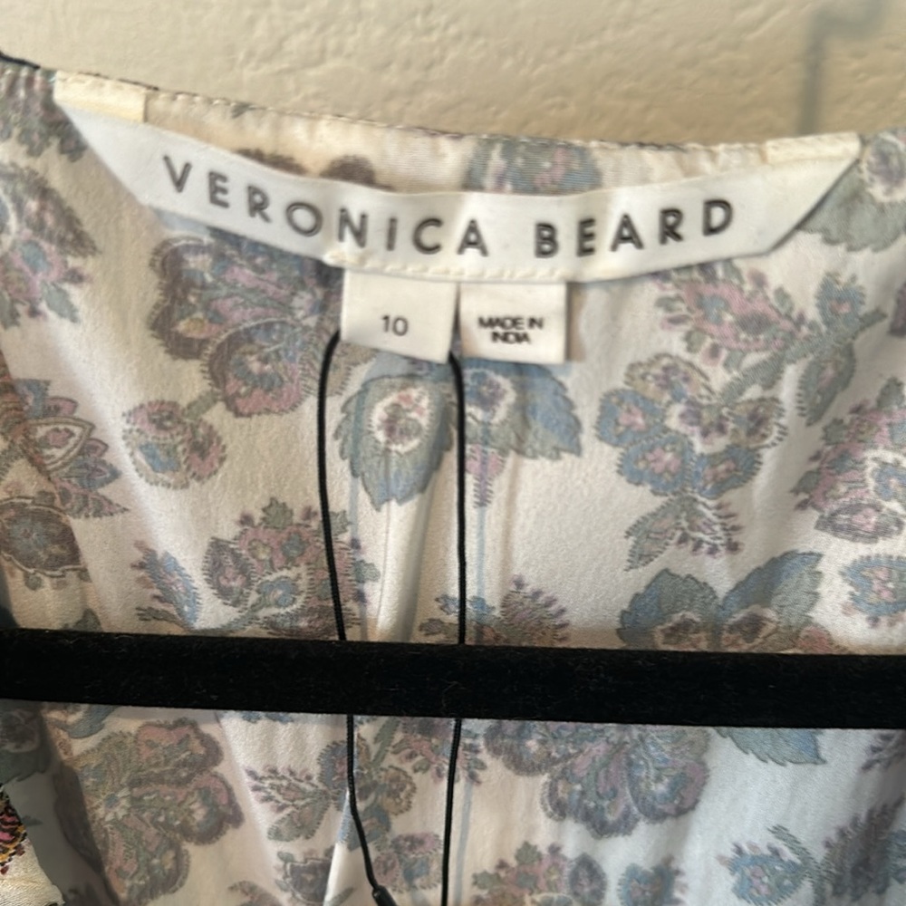 VB Dress - Picture 2 of 4